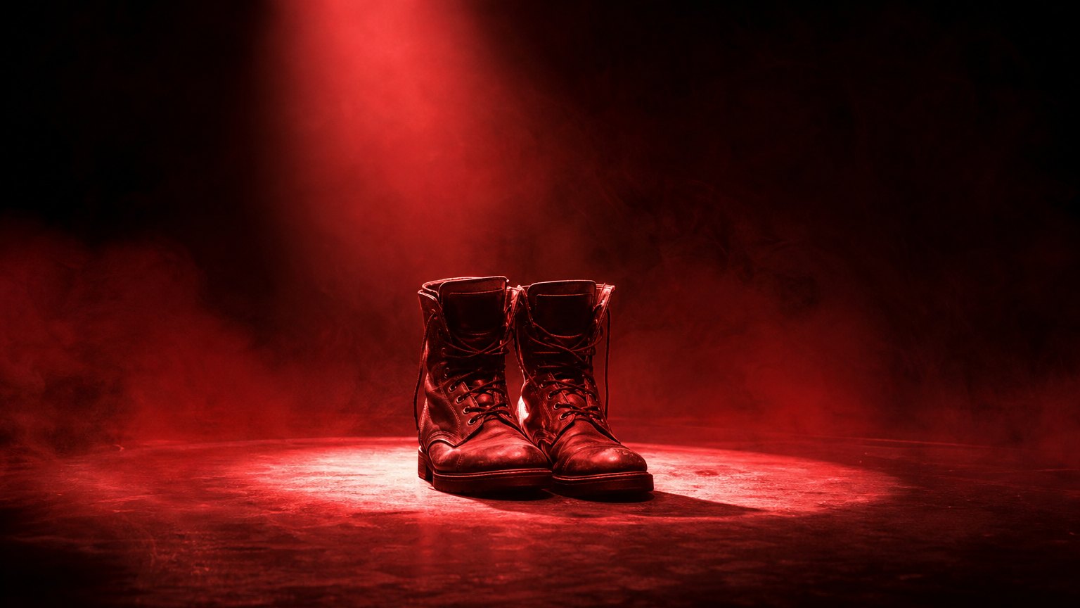 Luke Evans Lands in Rocky Horror Show