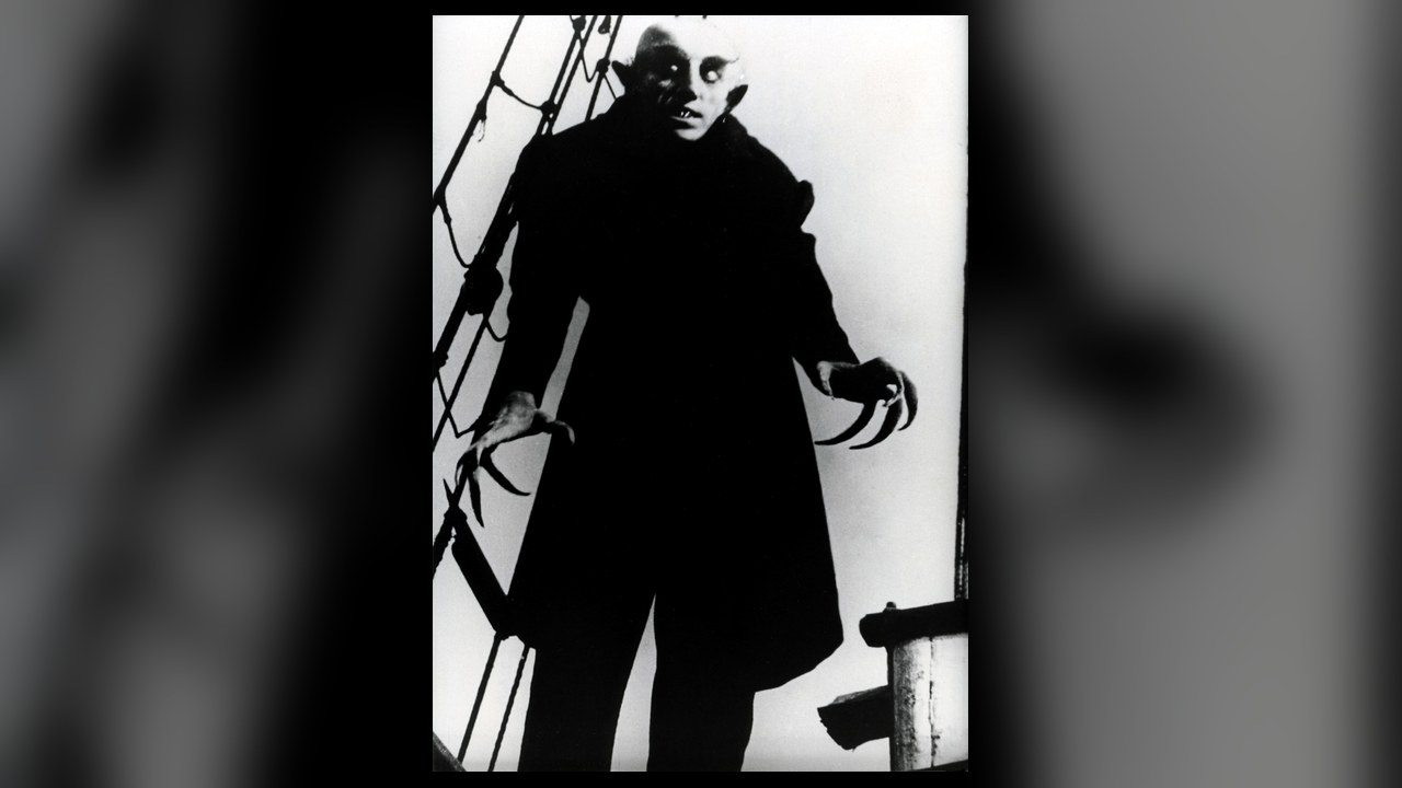 Count Orlok aboard the Empusa in Nosferatu
